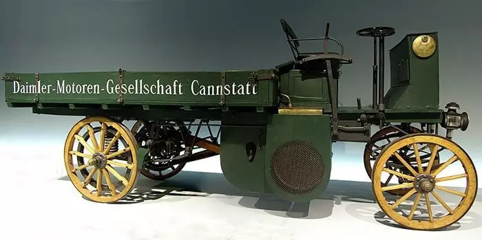 Грузовик DMG 1896