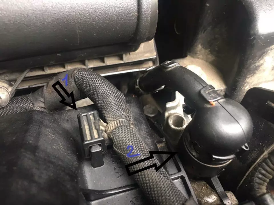 Замена прокладки клапанной крышки Peugeot 207