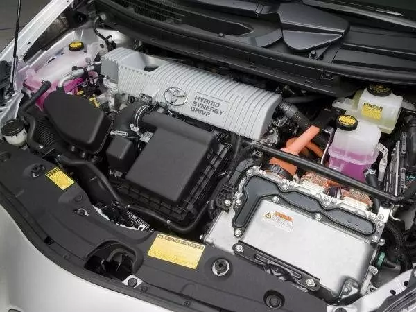 Toyota Prius температура двигателя