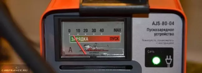 Замена аккумулятора на Peugeot 408