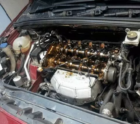 Запасные колпачки клапанов Peugeot 308
