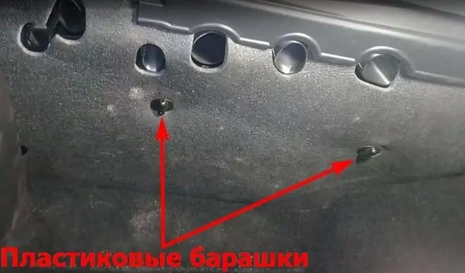 Как заменить салонный фильтр в VW Jetta 5