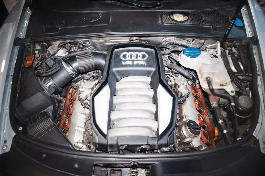 Замена ТНВД на Audi A6 своими руками