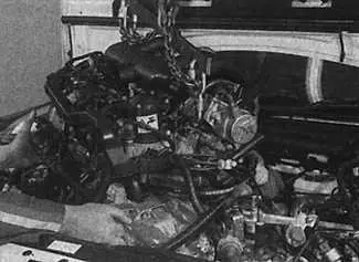 Разборка и повторная сборка двигателя и коробки передач Пежо 406